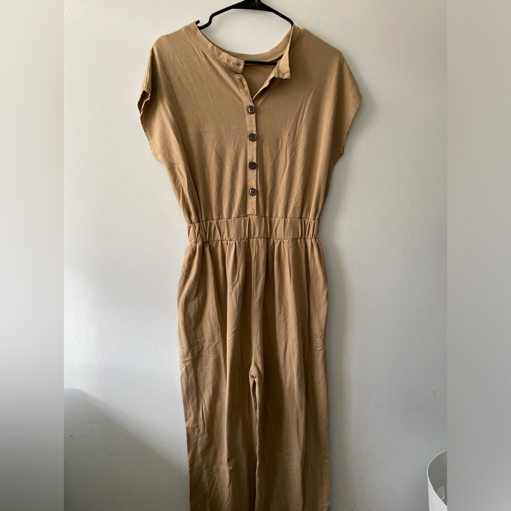 Source Unknown Tan Button-Front Jumpsuit - Picture 4 of 7